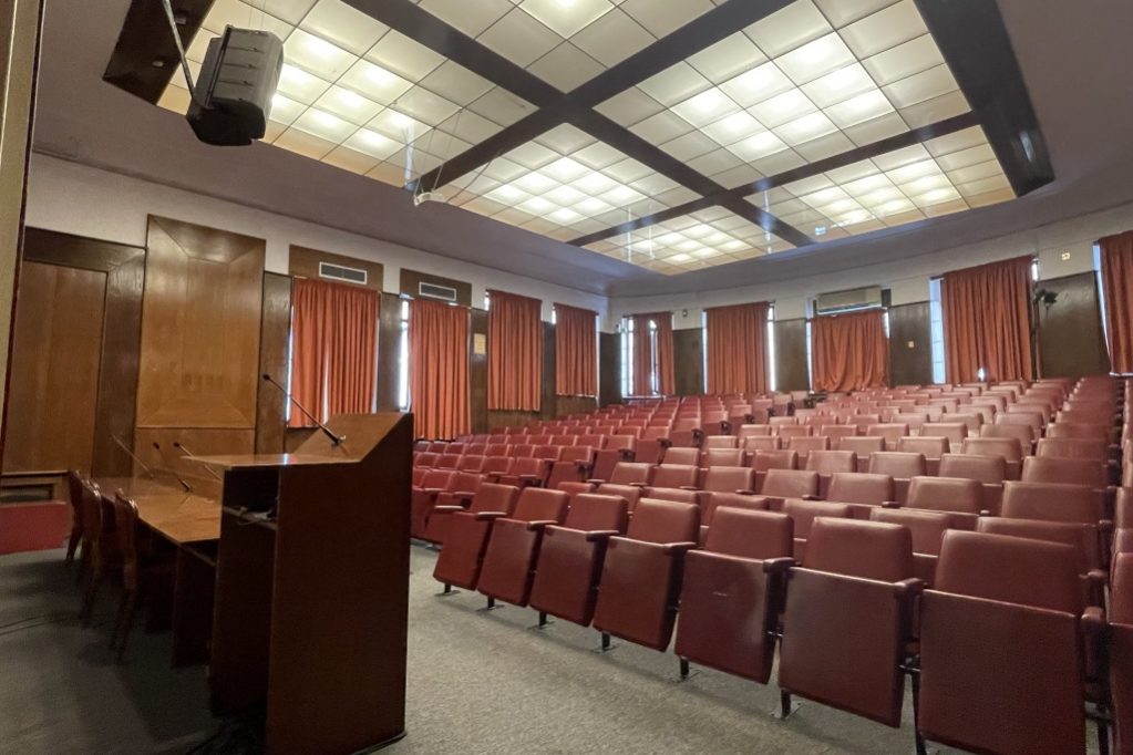 Предавање проф. др Луке Ч. Поповића на Коларцу